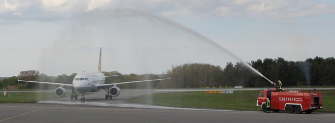 Wassertaufe für Germanwings A319 am Flughafen Heringsdorf